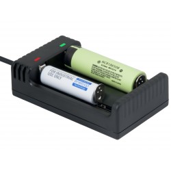 USB nabíječka baterií U3 PRO (Ni-MH, AA, AAA, Li-Ion 18650)